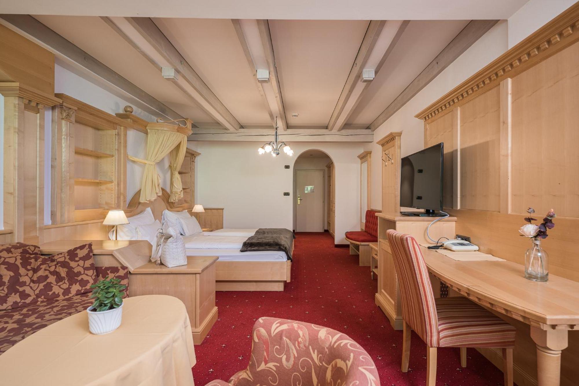 Hotel Muehlgarten Sankt Lorenzen Exterior foto